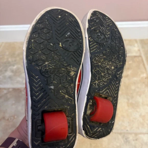 💙Heelys Patriotic Rolling Sneakers - Picture 5 of 6